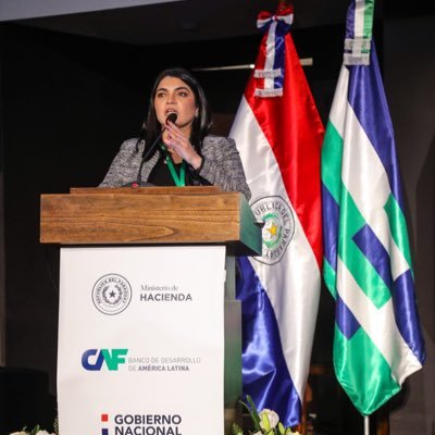 Madre de Lucía Guadalupe. Economista. Ex Ministra de la Secretaría Técnica de Planificación🇵🇾. Ejecutiva Senior, Oficina Bolivia 🇧🇴, @AgendaCAF