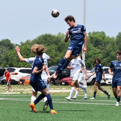M_Stewart0's profile picture. 2024 | ⚽️ @sportingsgf U19 ECNL | ALL STATE, Conf POY, District POY | 🏈 K/P 4.5 ⭐️CSK | 6’ 175lbs | STUCO Pres | 3.98 GPA | USSF Ref | Matt 10:32