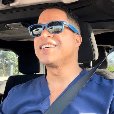 Child Psychiatrist, advocate, father, husband, son and brother(order can vary) 🇵🇷Chair of @crearconsalud, appoinments at 787-652-3774, dimasjaviermd@gmail.com