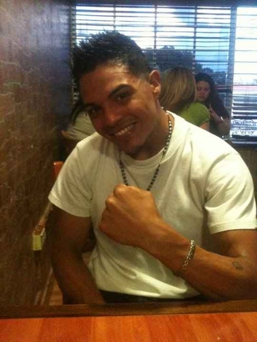 luishernandezj1's profile picture. Boxeador profesional