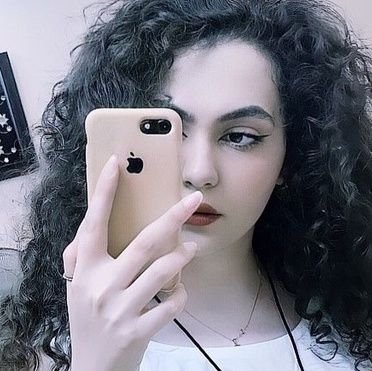 زندگی بعضی چیزارو با زدن تو سرت
و بعضی چیزارو با شکستن قلبت یاد میده💔
درصورت انلاین شدن سریع بک میدم
don't عرزشی🚫🔪
فیلم های ممنوعه👇👇👇