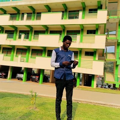 📚Computer science and engineering student@UMaT
|| AI and ML engineer with passion for ||robotics and Cloud Computing