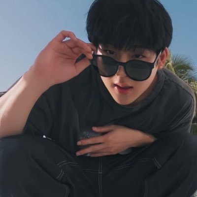 hJOOone's profile picture. Don't worry, Be HAPPY 💜