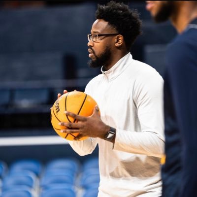 Assistant Mens Basketball Coach at Texas A&M Commerce University 🏀 | Insta: Conrod_iii |