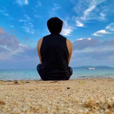 24歳 海外経験無し/純日本人の英語独学勉強記録✍️【現在中級🔥】 2022年3月2日〜全く話せない状態から英語学習START/CASEC 900 、TOEIC 895 取得 /USCPA勉強中/緩やかなペースで日常等色んなジャンルをYouTubeに上げていきます✨ /USA留学準備中