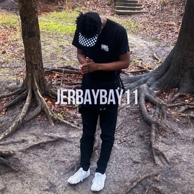 20 💯| Photographer | TikTok- jerbaybay1 📸| Insta- Jerbaybay11📸|