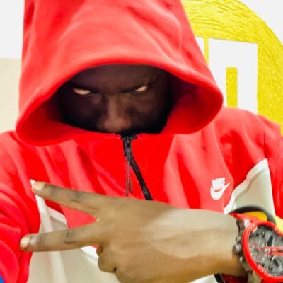 jAhViNcY_rEmEdY's profile picture. 🎬 Actor / Publicist 🎓 Entrepreneur 💰 Gold & Diamonds 💎 🌄🗻LANDS,PHARMACIST 🎓