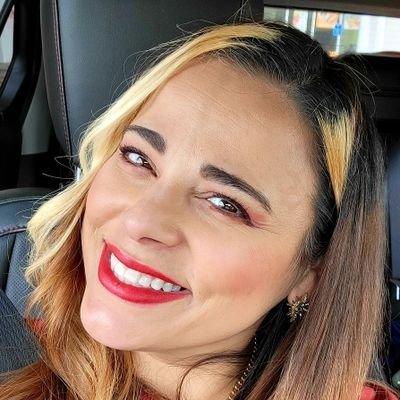 RiHijas's profile picture. 