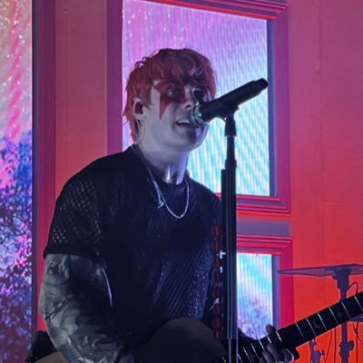 knicole1437's profile picture. 