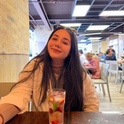 jenniferflechas's profile picture. 