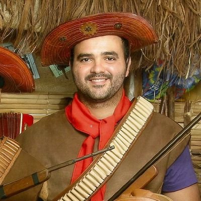 O segredo para ser feliz é aceitar o lugar onde vc tá hj na vida e dar o melhor de si tds os dias.
¯\_(ツ)_/¯