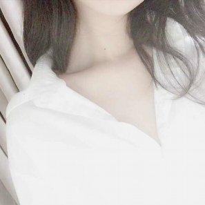 自称魔性の女💟グロいの以外は大丈夫だよ！とりあえず話しよ？ツイートもちゃんとみてね！/裏アカさんと繋がりたい
避難先▶https://t.co/B79ejsdxek