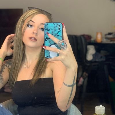 ShylaRae2's profile picture. sc: shylacurtis