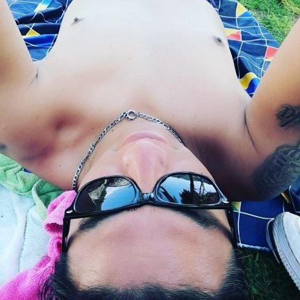 kingstranger69's profile picture. Cantante
Guitarrista
Consultor
«The Show Must Go On»