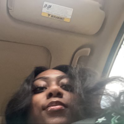 bio . Hamilton Stables🐎 . powerlifting 🏋🏾♀️84kg . #LATECH •🏳️🌈