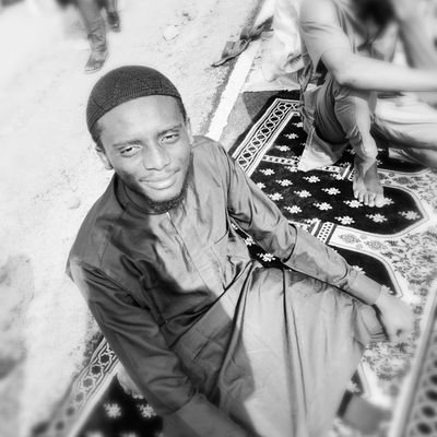 AbdulhakimSadis's profile picture. #salafi_#computer_eng #Bookworm