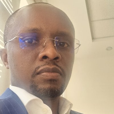 Husband, Dad, Believer in Data and Science Pan-African at heart, Allergic to Mediocre