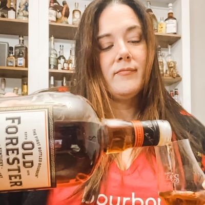 wife of ret marine🇺🇲#bourbonlover and enthusiast #bottlesavailableforsale
✉️sharonkimberly732@gmail.com
🤙(336) 439-5644