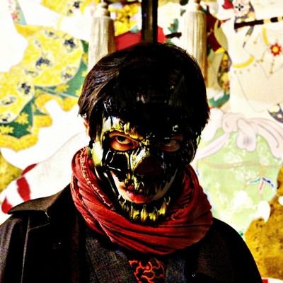 【#百學連環】総大将。演出家、殺陣師、俳優。劇団鴉霞(#カラスカ)二代目団長、梟月堂&鰻河豚割烹・筑紫所属。殺陣教室、その他ご依頼はDMにて。
⇒ #蟬 /#フリスティエンターテインメント /#サムライディスコ /#百學連環collection (ZeppTokyo)/ #tokyo2020