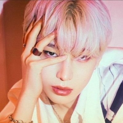 mint_risha's profile picture. The prettiest smile I've ever seen.

🍓 piercing ni sunoo (real)
🍓 for aus | ksn & enha 

#stantwt