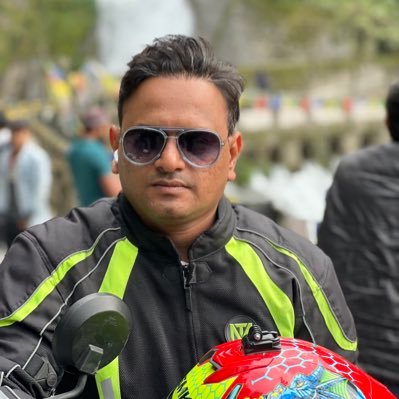 I'm a learner. Nationalist Indian. A proud Bangalorean (ಕನ್ನಡಿಗ).