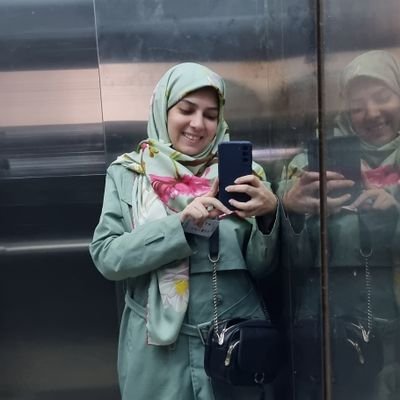 M.A. of clinical Psychology at UT
candidate of psycholoanalytic
psychotherapy.
کاندیدای رواندرمانی تحلیلی