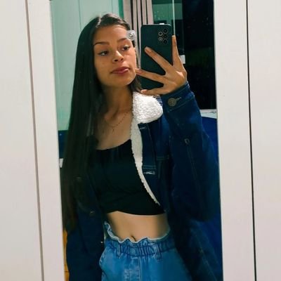 Anagleite1's profile picture. A leiteee