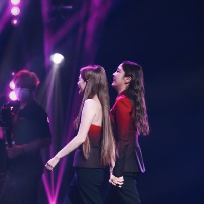 1018cyh's profile picture. #追星之前我是臺灣人 ⭐️🌬🌼☀️｜FreenBecky | LingOrm｜EmiBonnie｜GinnyJayna｜KaoJane｜MilkLove ｜LookmheeSonya｜KapookCiize｜LenaMiu｜EngLot｜NamtanfFlim｜OomBam｜台獨份子 |