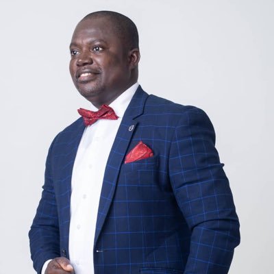 EshunDuah's profile picture. Expert in Sales of Heavy Duty Trucks & Buses. 
Risk Management Consultant