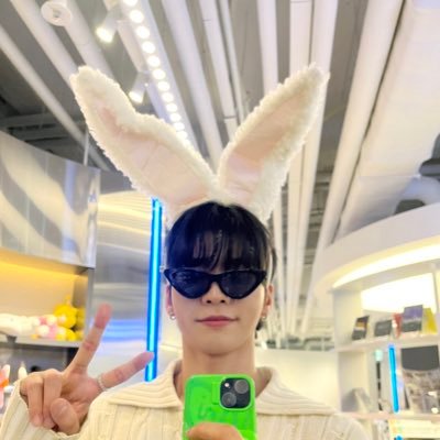 minimigonigo's profile picture. VVS💎 (배너를 저장하고, 개인적인 생각을 쓰려구요)
