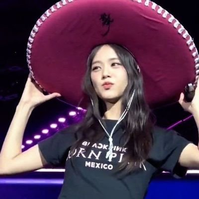 la vida es más sabrosa con unos tacos y una chela 🌮🍺
amante del tamarindo con Chile 🤤🤤
blinkoo🐢🐇 Monstiez 😈 pollito de color🐥 team Riversgg,