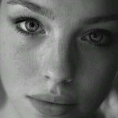 🌱Hay mujeres que dejan el mundo..y se llevan la luz al dejarlo..🌱
⛔No Porn⛔