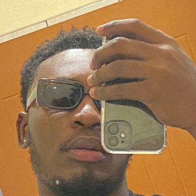 tuapeua_'s profile picture. 