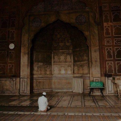 اللهم صل على محمد وعلى آل محمد عدد ماذكره الذاكرون وغفل عن ذكره الغافلون