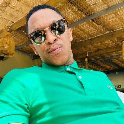 Motsa_'s profile picture. |Complex Being|Half-Man Half-Amazing|Keep Evolving.