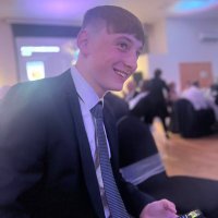 T (@ltfc_t) 's Twitter Profile