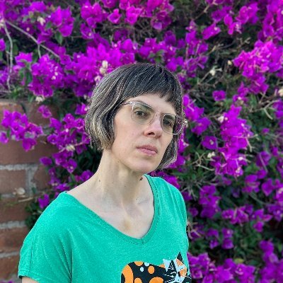 Writer of stories, reader of books, lover of moss.
Unwilling landlord for a uterus. She/her or they/them. 
SMOTHERMOSS - Jul 24 @Tin_House
Repped @martha_again