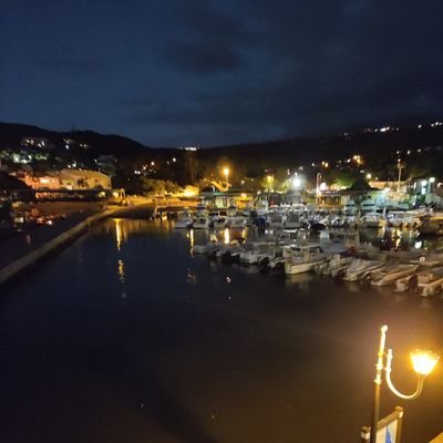 sadsnixxx's profile picture. I can get really passionate about the subjects that matter to me. It mostly includes me talking about Emison