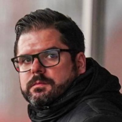 Granaíno por el mundo. Fútbol como estilo de vida. Disfrutándolo cada día como el primero. Opiniones personales e intransferibles.