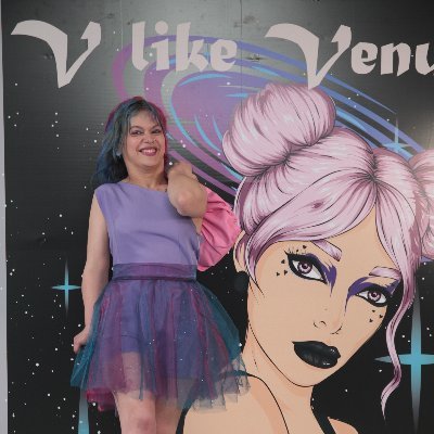 I’m a feminist digital artist 💋 https://t.co/BcsGGw1RaE. I have the goal to inspire with my art💜 I’m also an entrepreneur,Web3 Enthusiast✨motivational speaker