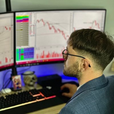 Day Trader and member of @BearBullTraders, studying Cyber Security at London Metropolitan University.