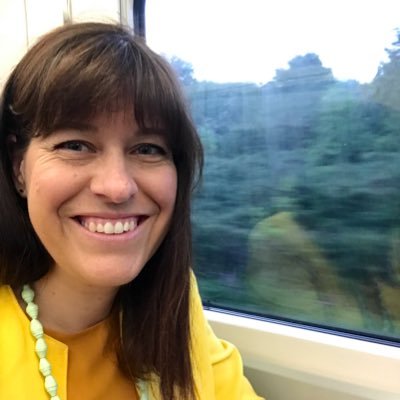 Lover of writing children’s books and quirky imaginings (oh,and lots of tea!). Golden Egg PB graduate. Writing Magazine PB 2023 and CB 2024 Longlist.☀️