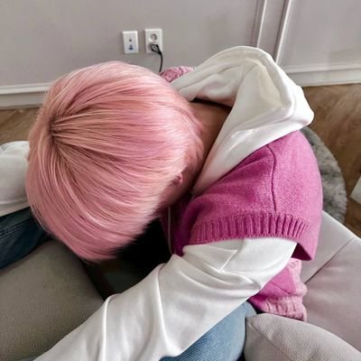 bubstyong's profile picture. #태용: 야성을 되찾아 달려, vroom, vroom‧✧̣̇‧