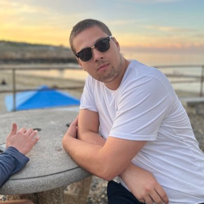 amusiak's profile picture. 