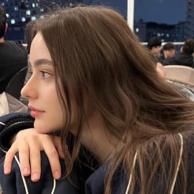 TOTHEMOON_7's profile picture. 
