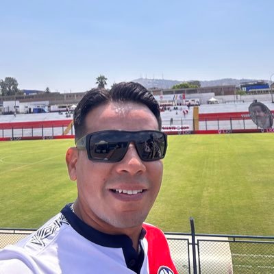 MiguelHumb's profile picture. 👨🏽‍💻Ingeniero TI / IT engineer  ⚽️ Socio / Partner and fan #deportivomunicipal📍Lima - Perú