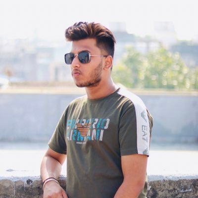 🌐Social Media Marketer 🌈Tech YouTuber 4K+ #️⃣Instagram Influencer 300K+ 🍭Delhite