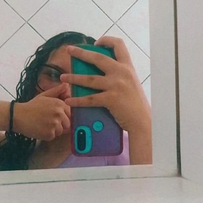 aliicewsy's profile picture. D E A D .