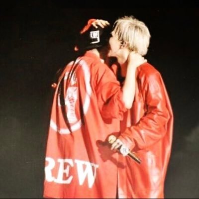 seungriasalways's profile picture. my one and only @ForvictoRi said that ; “it’s all in the past”