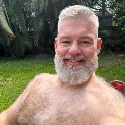 NSFW! 18+ only!!! Late 40's Silver haired versatile thick bear.